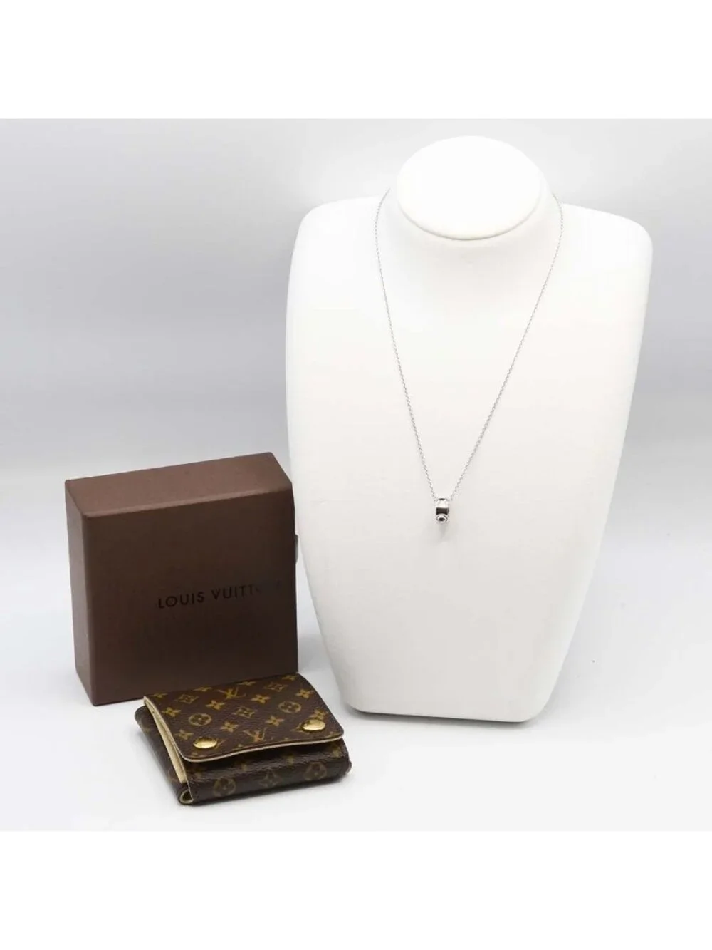Louis Vuitton this louis